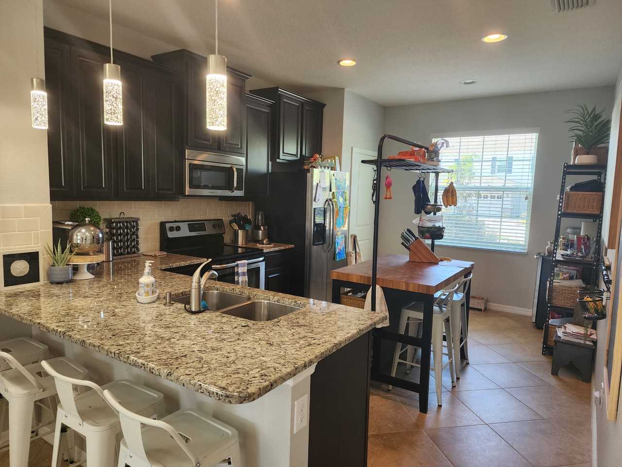 6413 Boxgrove Dr - Photo 4 of 19