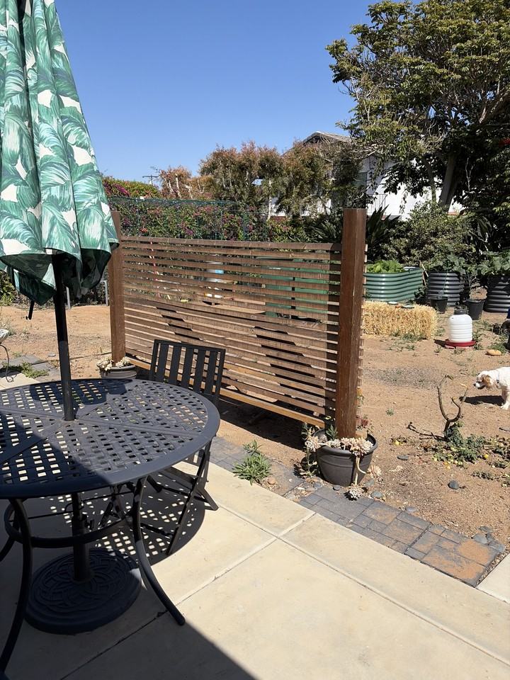 1574 Basswood Ave - Photo 5 of 11