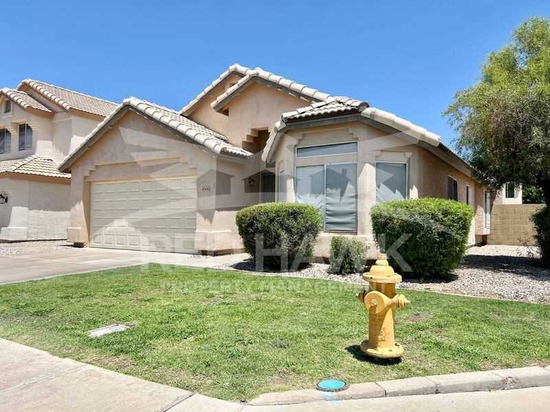 4900 W Harrison St - Photo 2 of 21