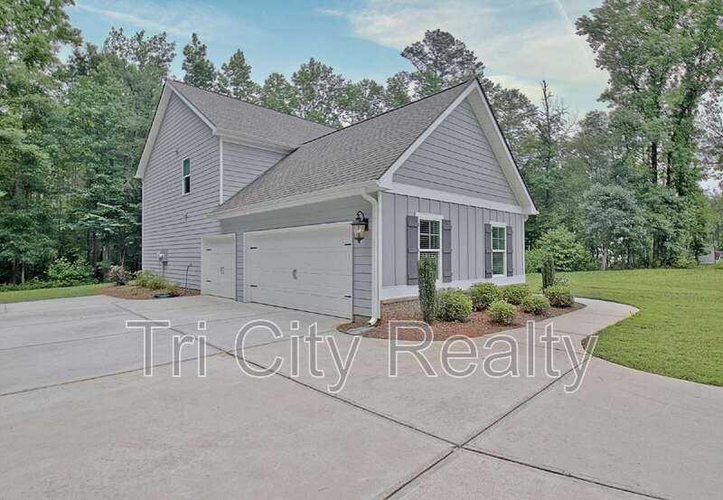 6230 Gordon Rd - Photo 6 of 50