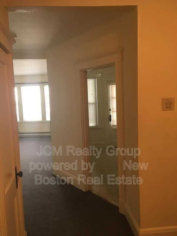 203 Lewis St #2 - Photo 2 of 7