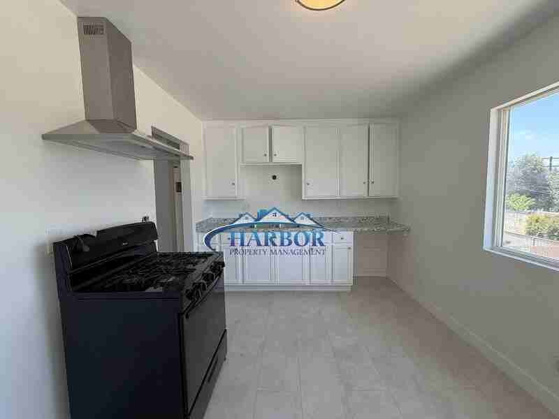 1447 N Wilmington Blvd #1447A - Photo 6 of 9