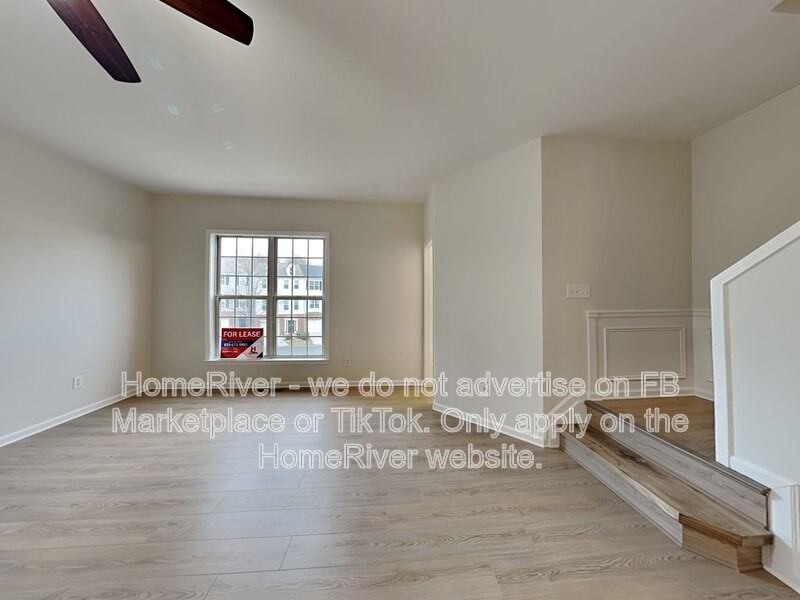 3455 Lathenview Ct - Photo 5 of 26