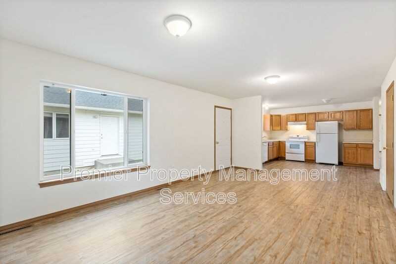 408 Rice Ln - Photo 3 of 12