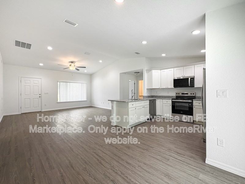 17 Malauka Loop Pl - Photo 3 of 23