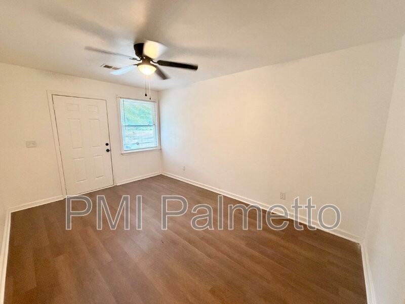 1319 Hendrix St - Photo 4 of 14