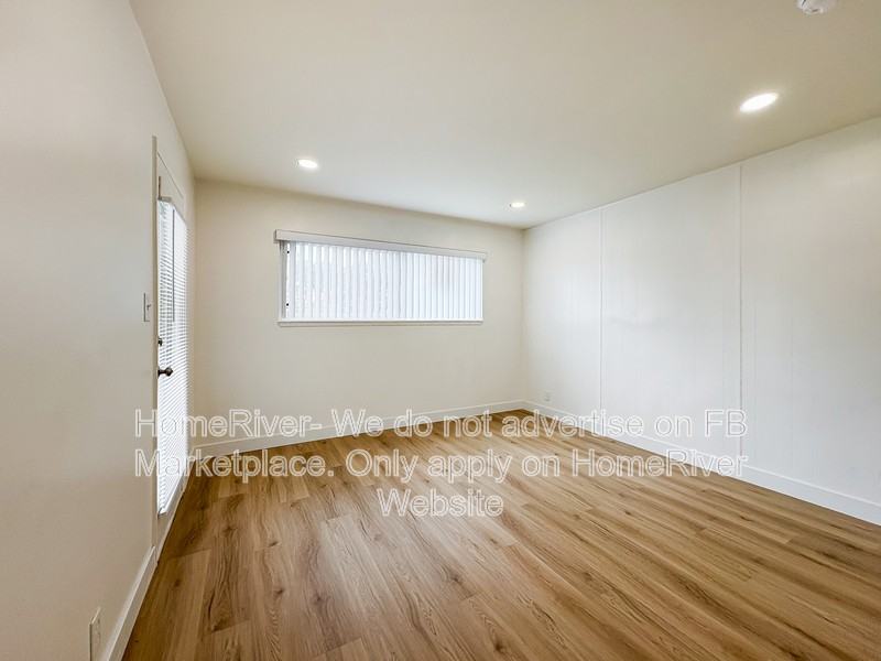 572 Ebbtide Cir - Photo 7 of 20