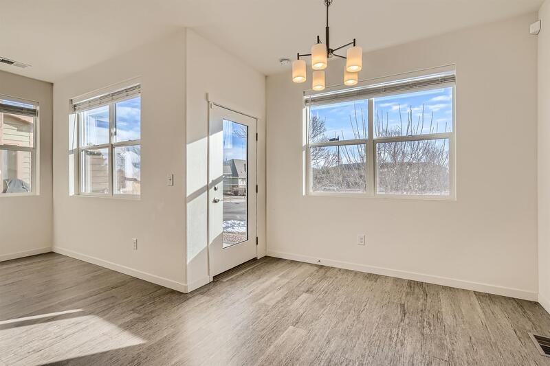9720 Clermont Ln - Photo 4 of 22