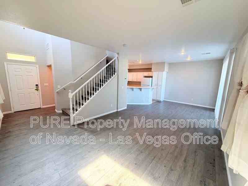 5748 Ancient Agora St - Photo 6 of 32