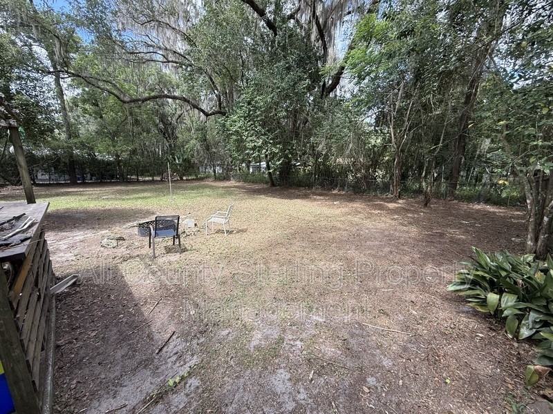 123 Nw 26th St - Photo 2 of 14