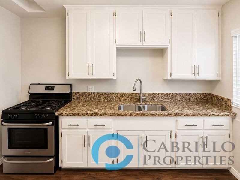 4160 1/4 32nd St - Photo 7 of 19