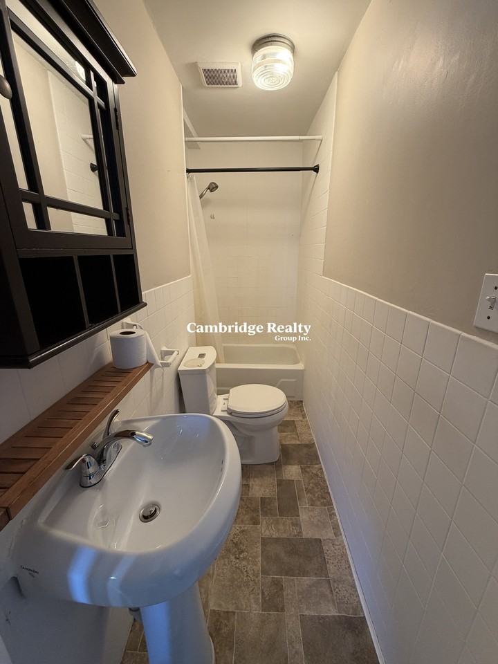 297 Elm St #3 - Photo 7 of 13