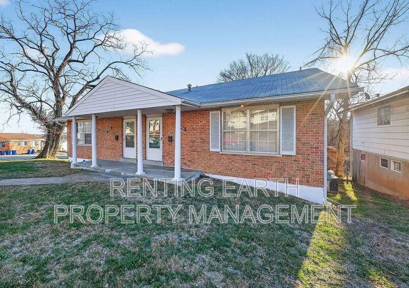 8908 Scottdale Ave - Photo 3 of 19