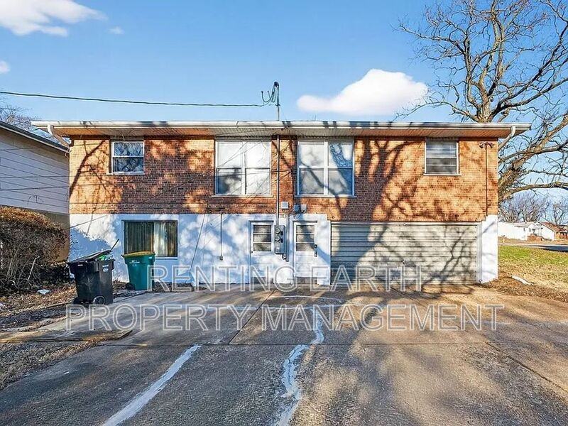 8908 Scottdale Ave - Photo 4 of 19