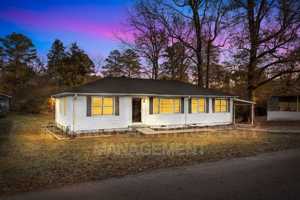 featured image of 2321 4th St Ne