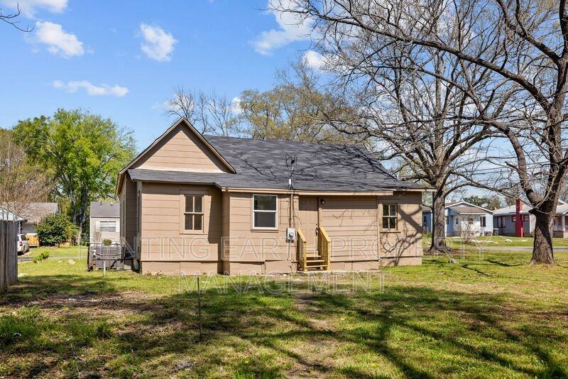 2017 48th Street Ensley - Photo 5 of 24