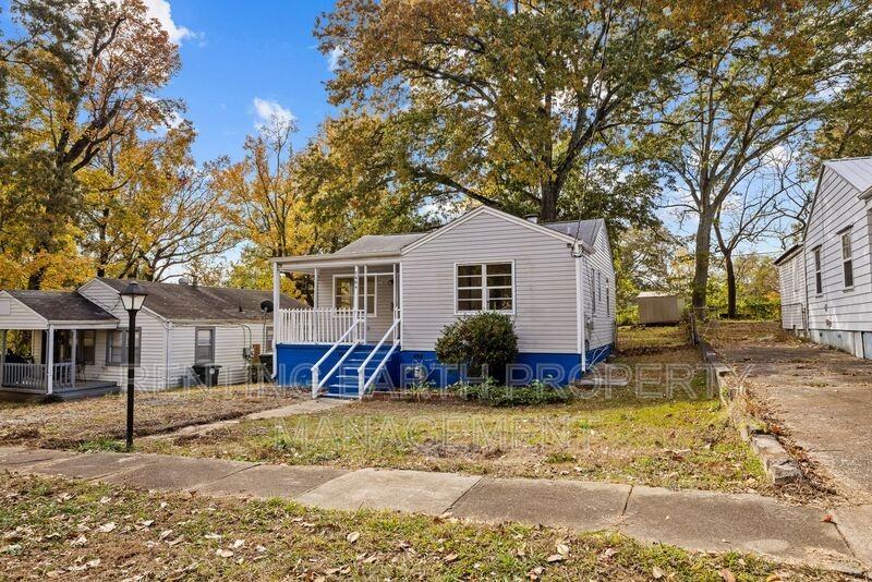 7404 Paris Ave - Photo 2 of 17