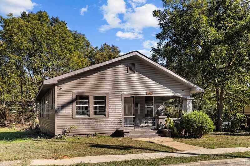 2309 Eufaula Ave - Photo 2 of 17