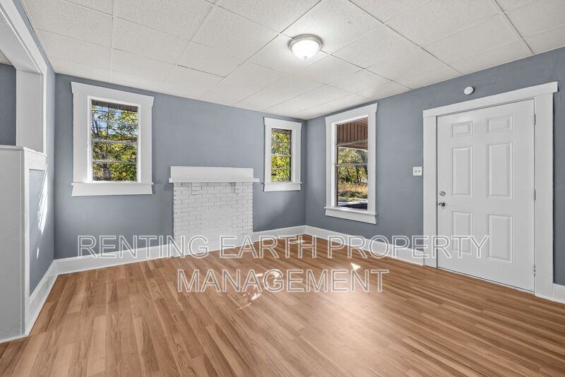 2309 Eufaula Ave - Photo 7 of 17