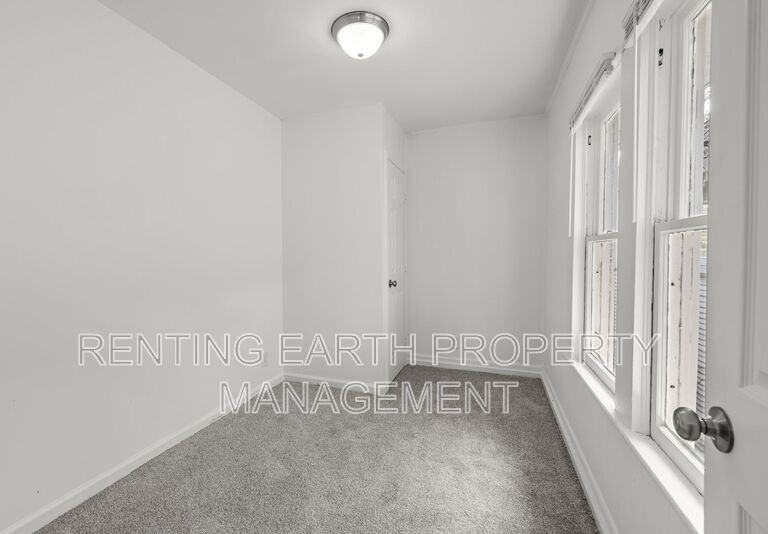 514 81st St S - Photo 6 of 18