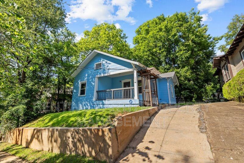 609 34th St S - Photo 2 of 20