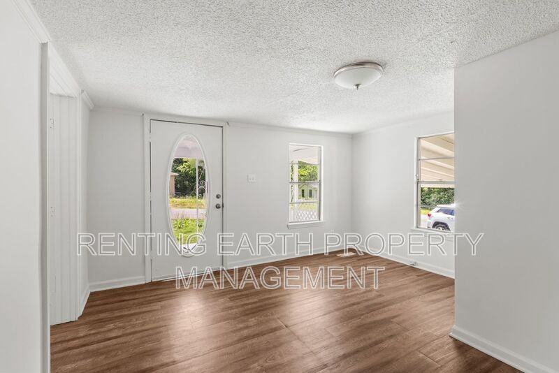 5308 Adams Ave - Photo 7 of 15
