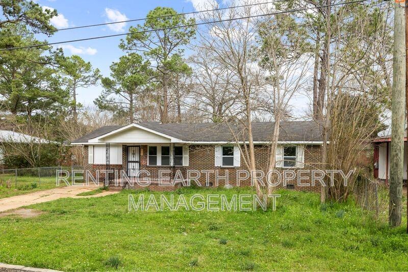 2129 13th St N - Photo 4 of 17
