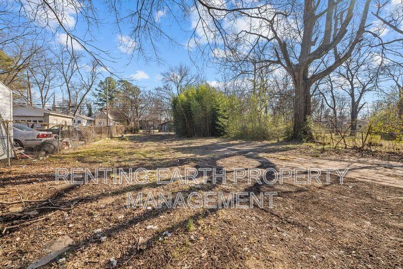 1217 Fulton Ave - Photo 7 of 20