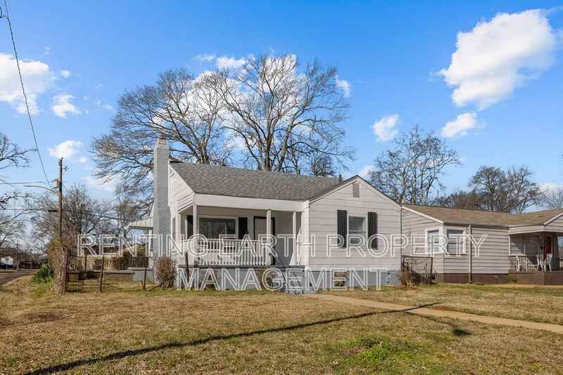 5320 Terrace Q - Photo 5 of 19