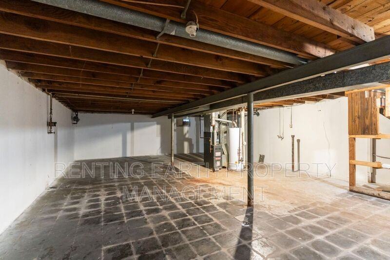 801 Thomas Ave - Photo 5 of 18