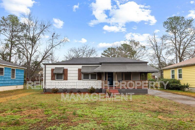 5717 Avenue O - Photo 4 of 18