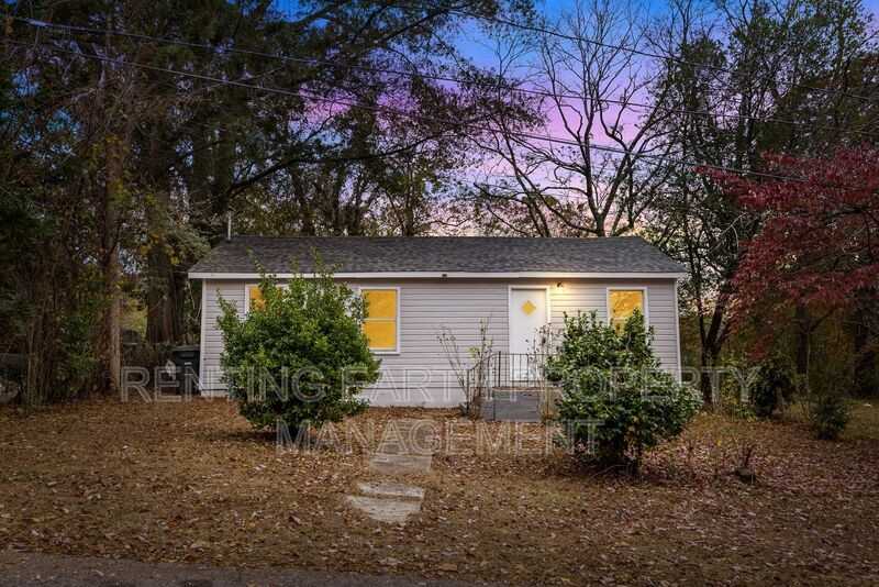 2113 Rambow Ave Sw - Photo 2 of 16