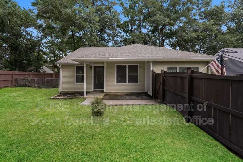 312 Macgregor Dr - Photo 3 of 21