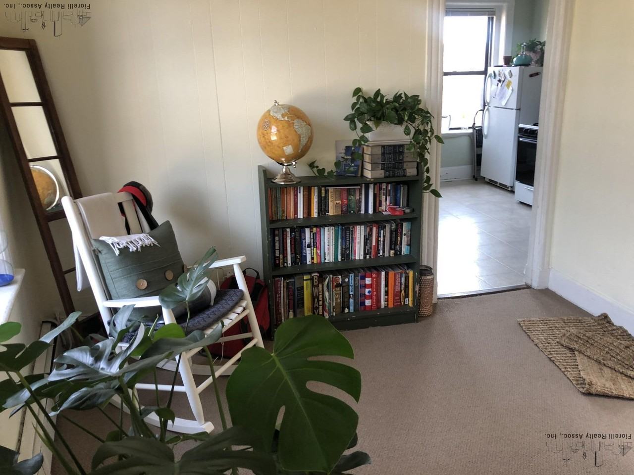 Salem St #4 - Photo 3 of 30