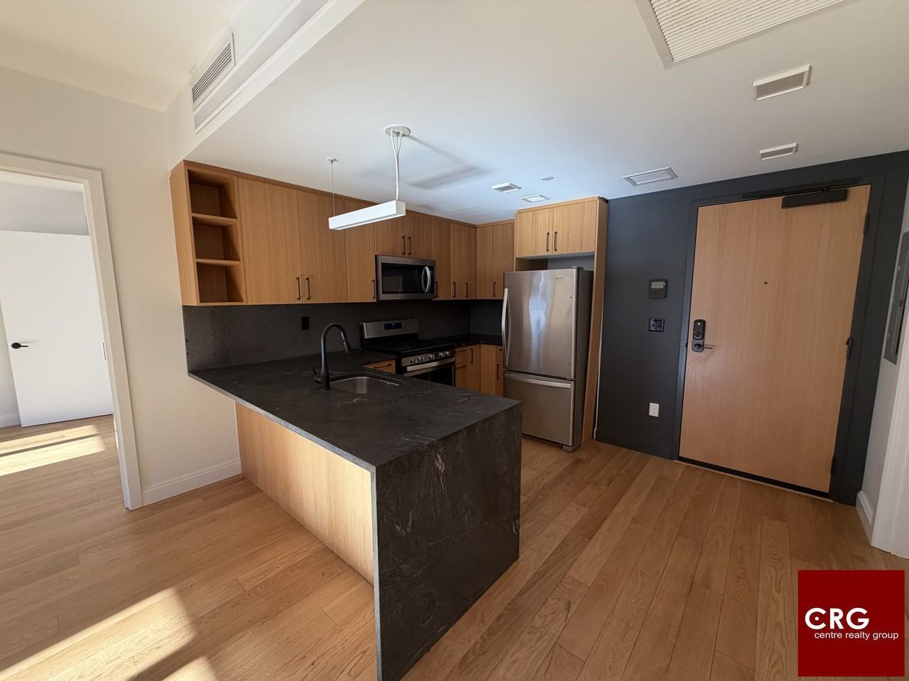 83 Gardner St #U208
