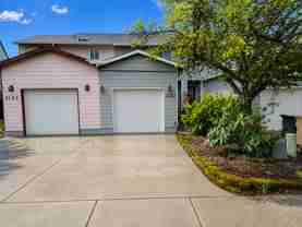 3121 Ne Flintlock Pl - Photo 1 of 1