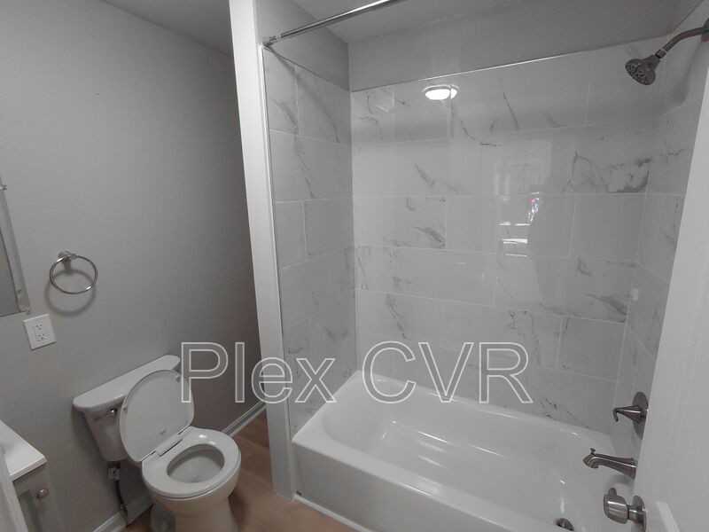 2822 Colorado St - Photo 7 of 8