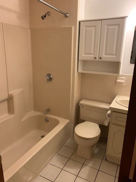 22 Thacher St #1 - Photo 4 of 10