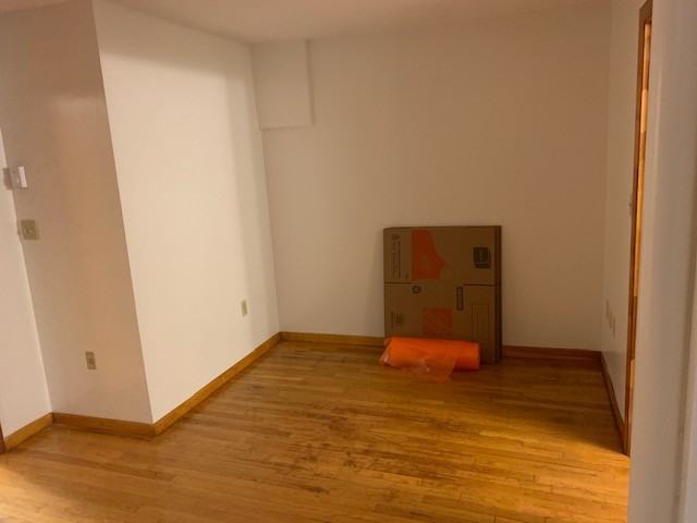 22 Thacher St #1 - Photo 6 of 10
