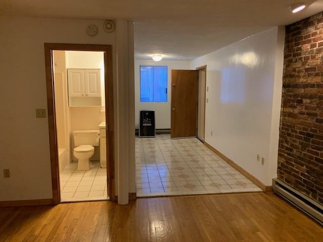 22 Thacher St #1 - Photo 7 of 10
