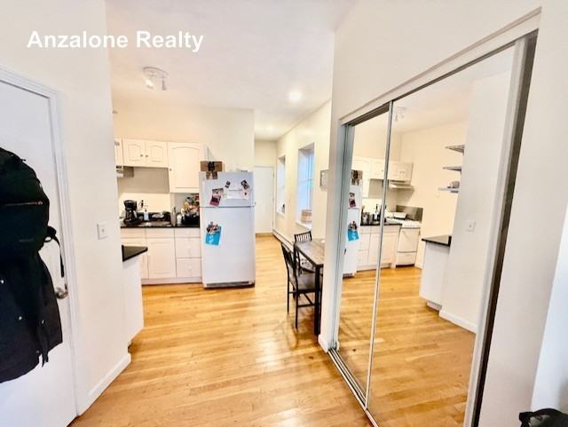 392 Commercial St #2 - Photo 7 of 12