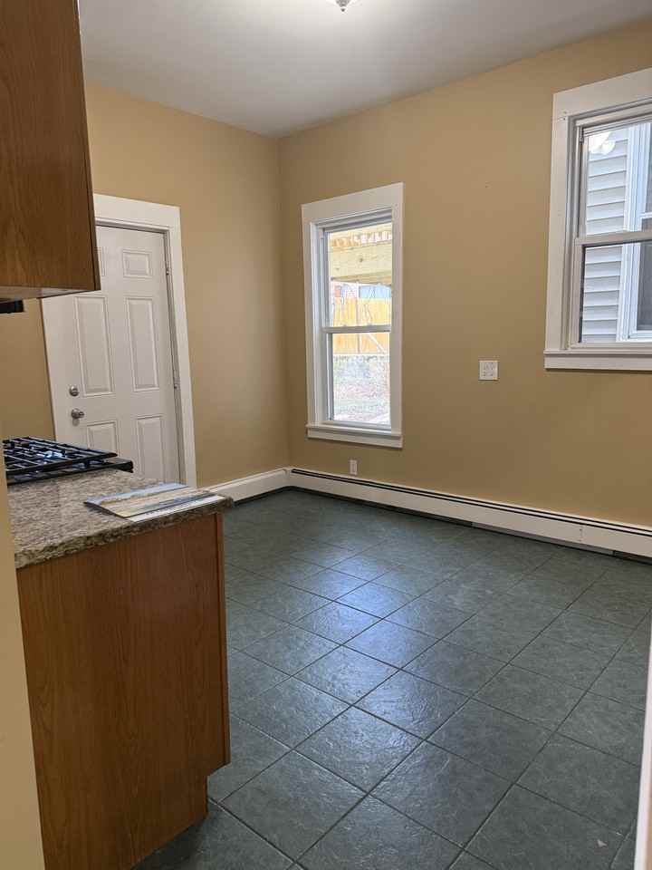 6 W Eagle St #1 - Photo 2 of 10