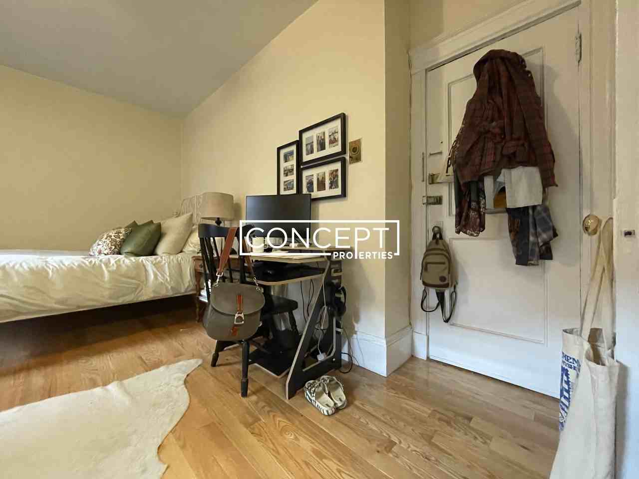 283 Saint Paul St #22 - Photo 4 of 9