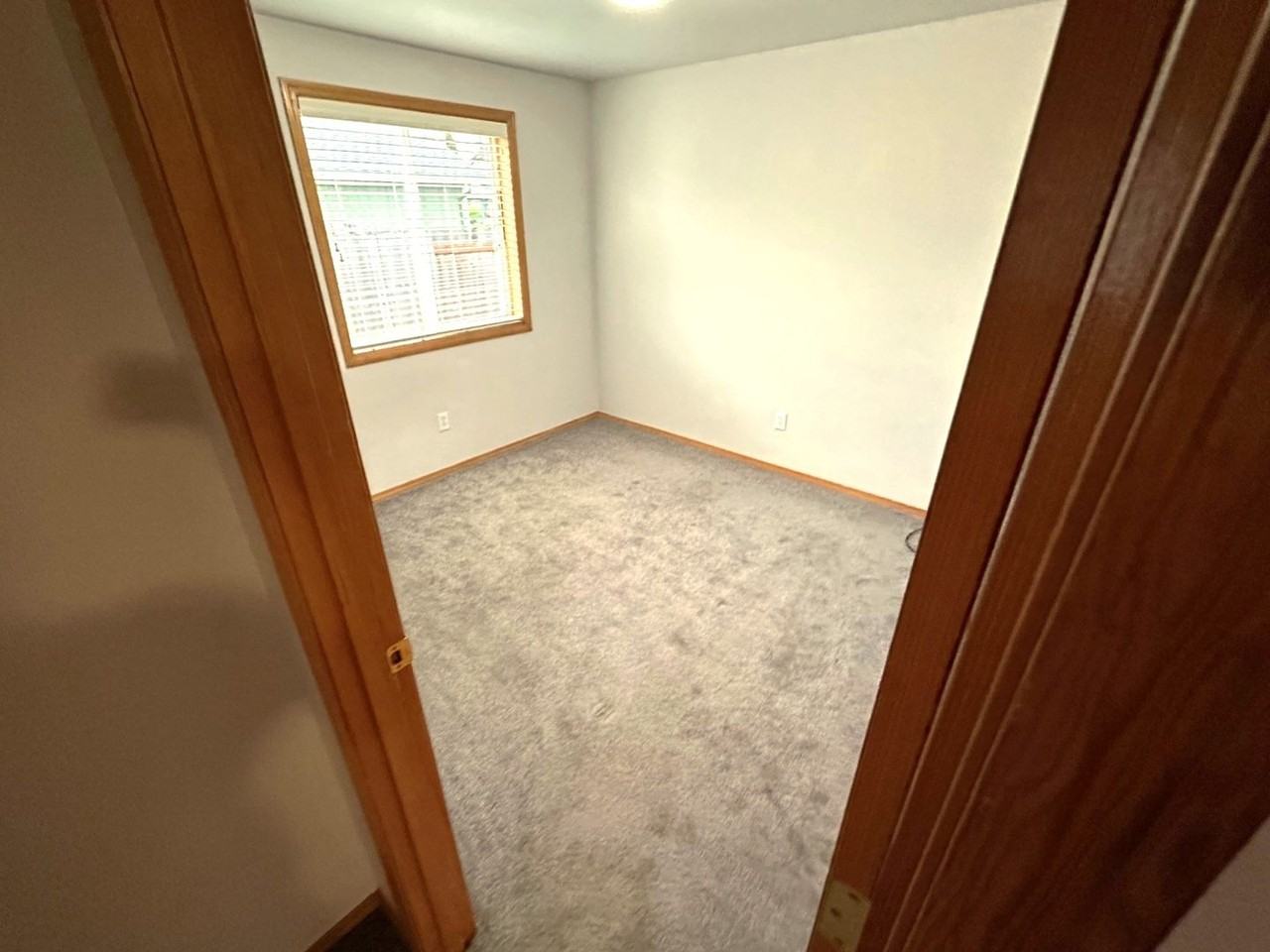 1904 Starker Pl - Photo 6 of 13