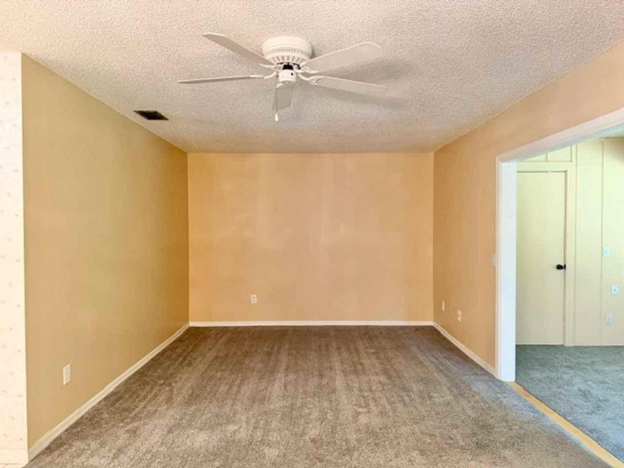 101 Grand Plaza Dr - Photo 3 of 15