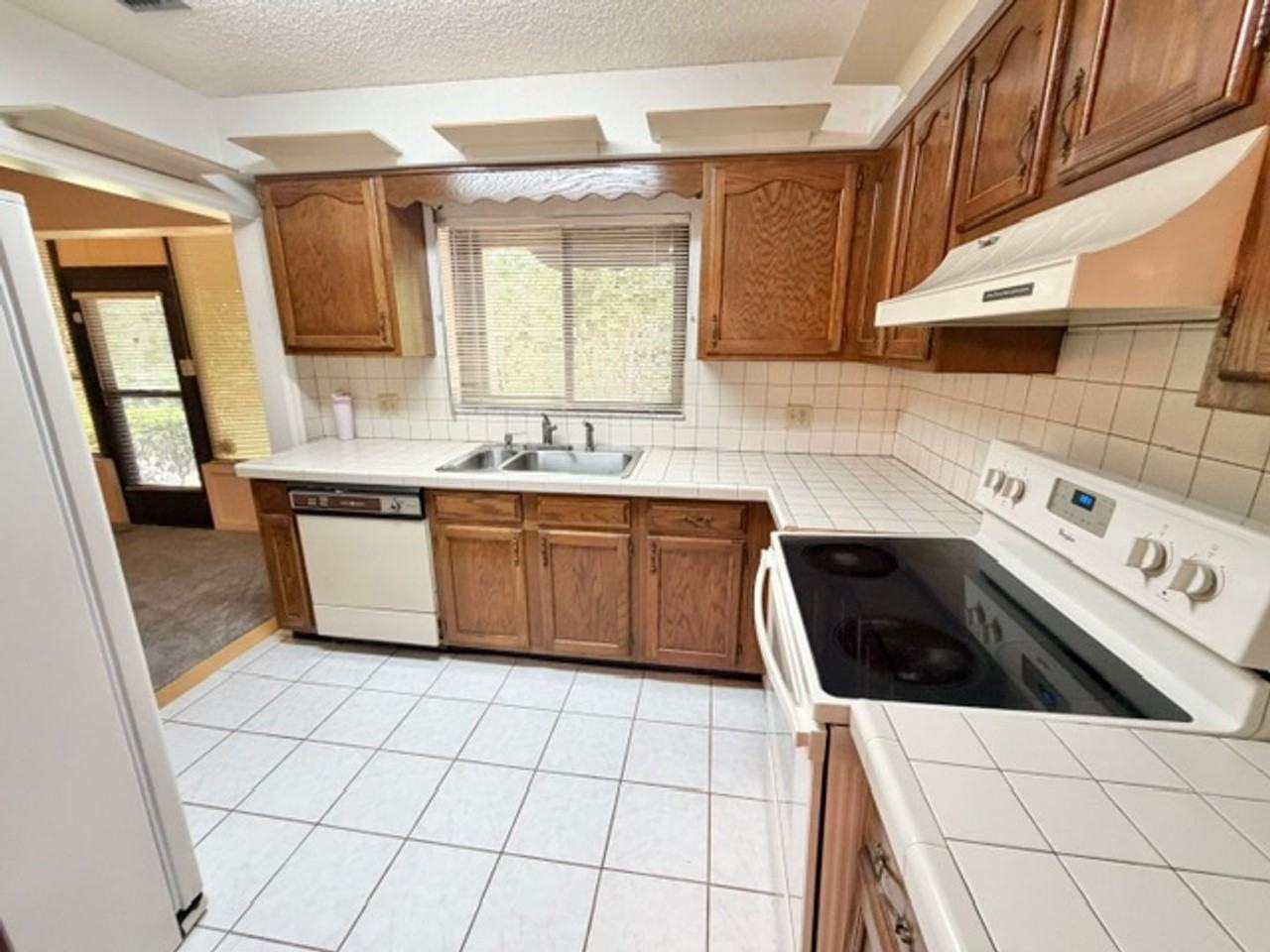 101 Grand Plaza Dr - Photo 6 of 15