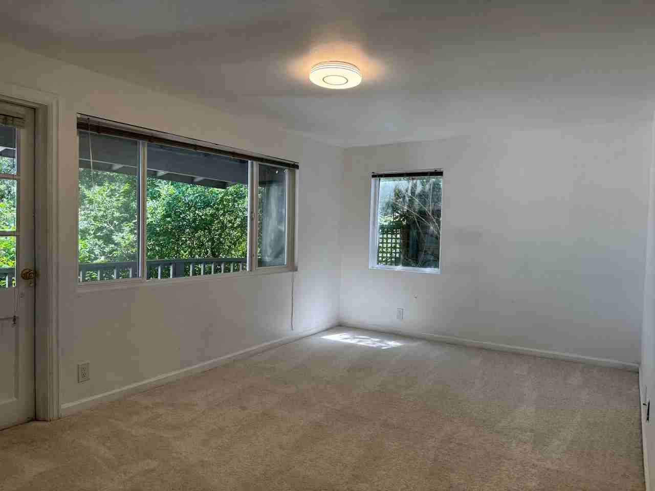 5536 38th Ave Ne - Photo 7 of 17