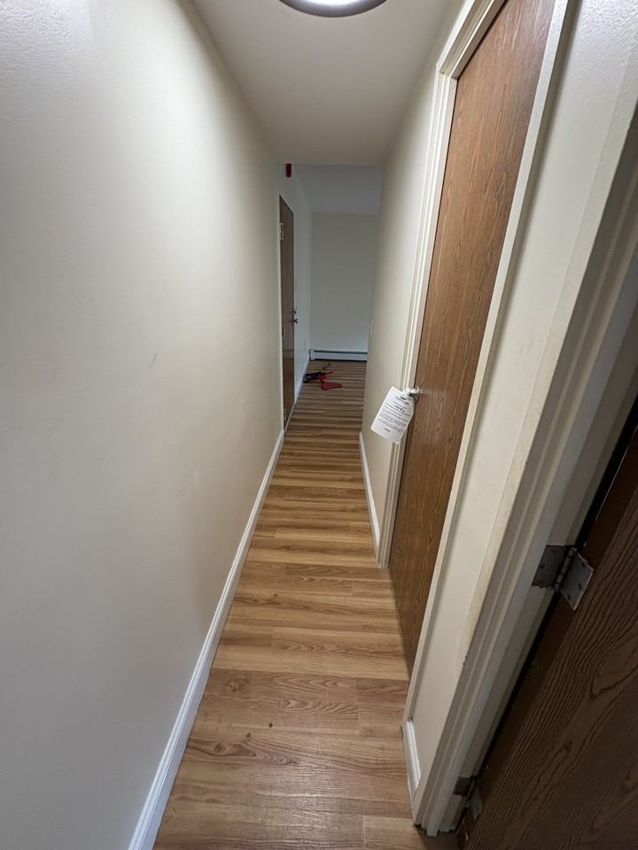 400 Massachusetts Ave #35 - Photo 7 of 13