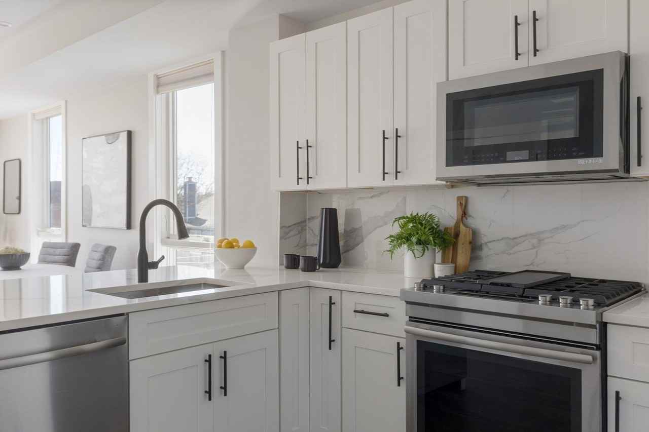 17 Chestnut Ave #3 - Photo 2 of 17