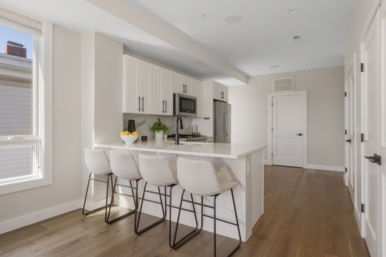 17 Chestnut Ave #3 - Photo 4 of 17